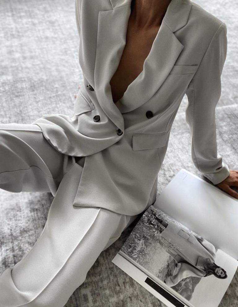 easy ways to wear a blazer